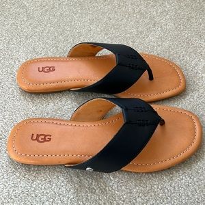 UGG sandal, leather, black. Never worn.